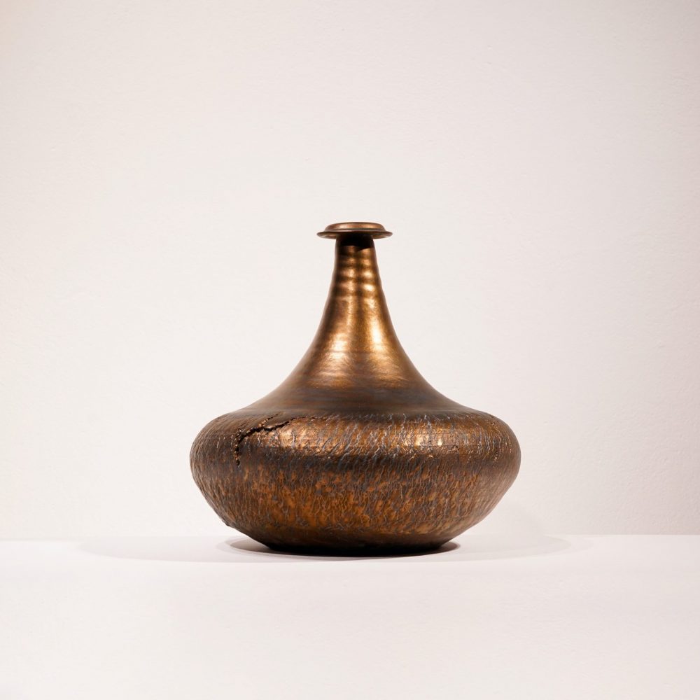 Cracked Aurum Vessel